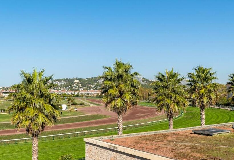 اتاق لوکس, Hôtel Villa Massalia