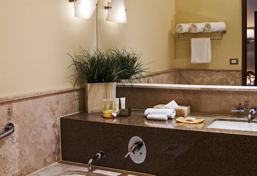 اتاق لوکس, Grand Fiesta Americana Queretaro