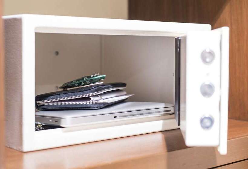 اتاق کلاب, Grand Fiesta Americana Queretaro