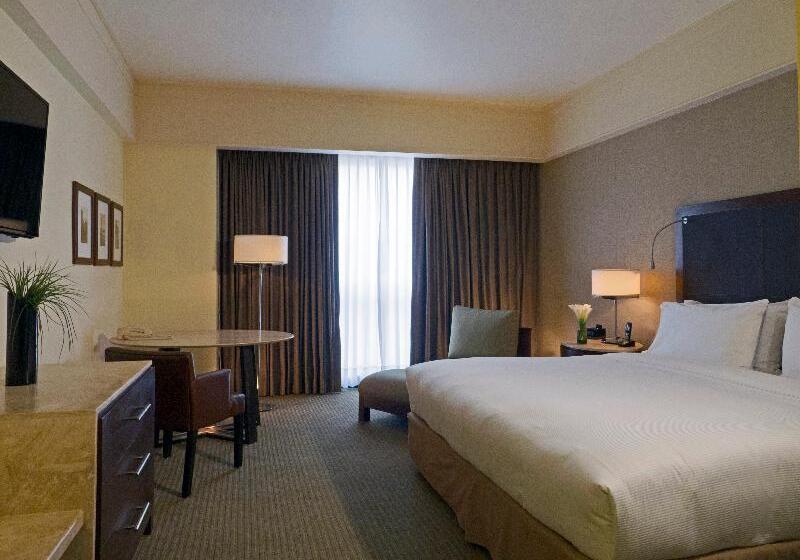 Club Room King Bed, Grand Fiesta Americana Queretaro