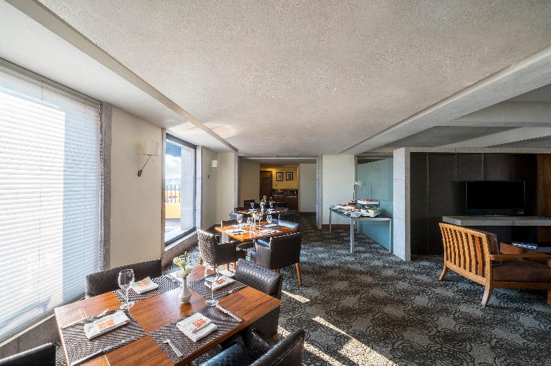 اتاق کلاب, Grand Fiesta Americana Queretaro