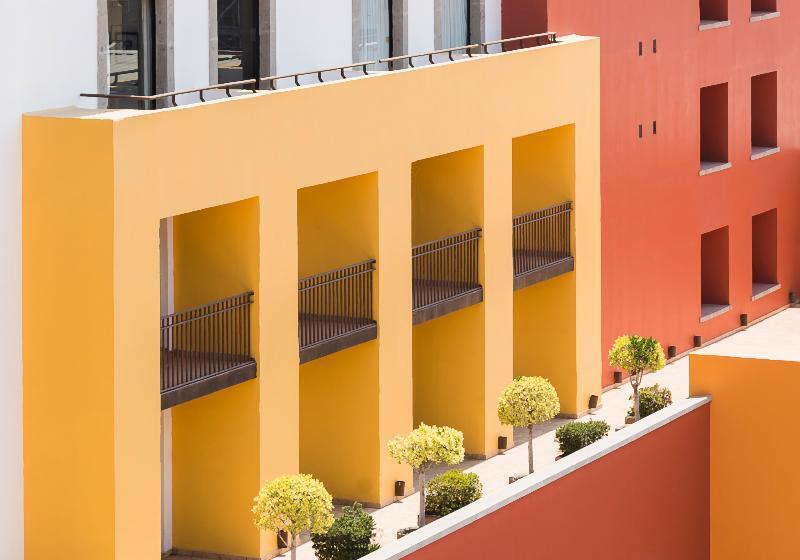 اتاق لوکس با تخت بزرگ, Grand Fiesta Americana Queretaro