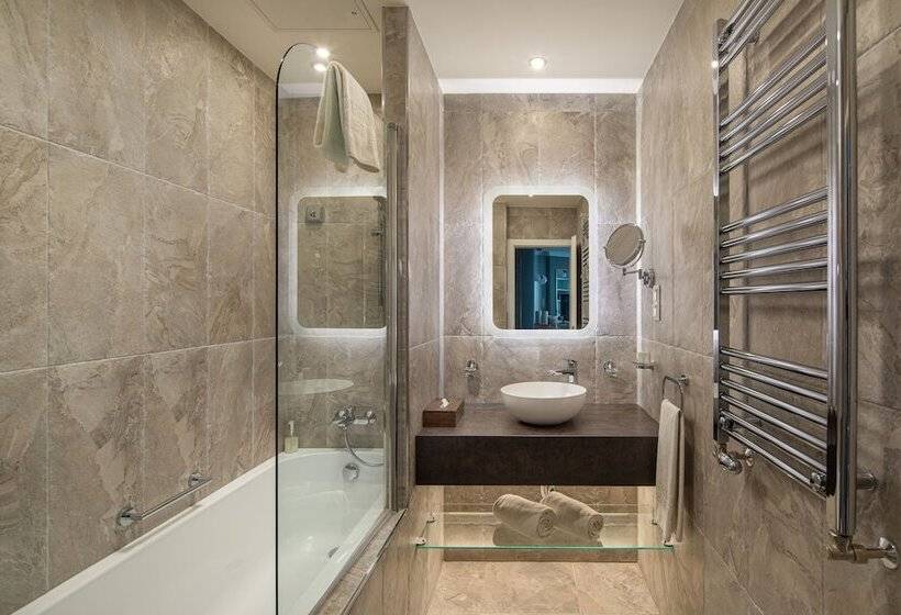 豪华套房, Mamaison Residence Izabella Budapest