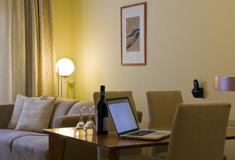 豪华套房, Mamaison Residence Izabella Budapest