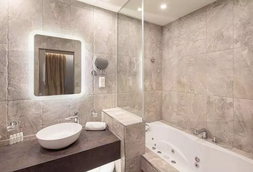 スイート, Mamaison Residence Izabella Budapest