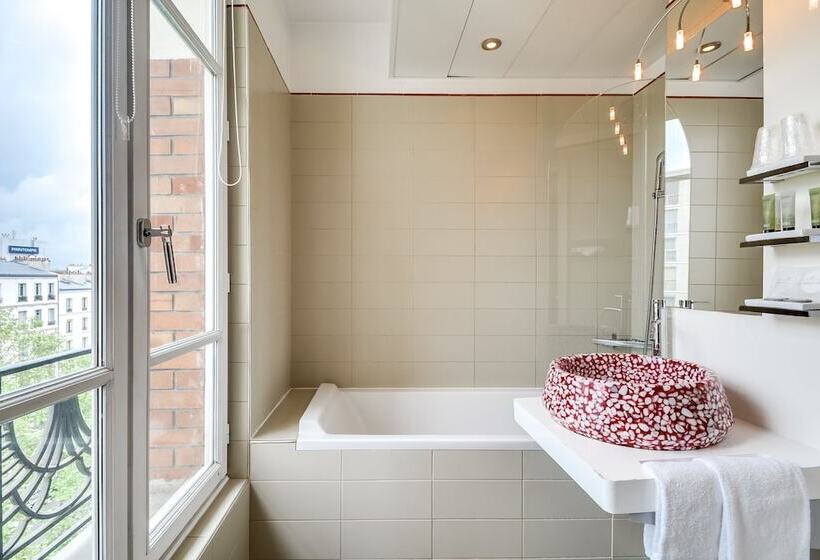 エクゼクティブルーム, Pavillon Nation