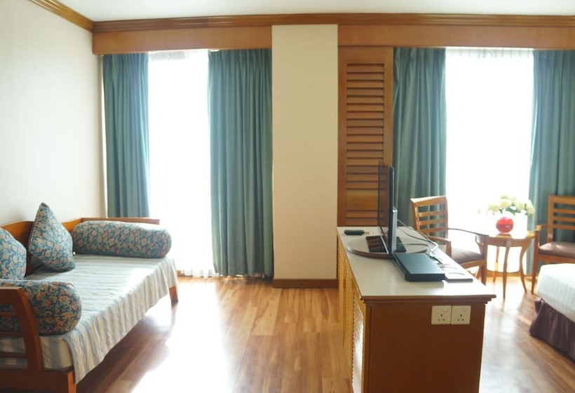 סוויטת ג'וניור, Sabah Oriental