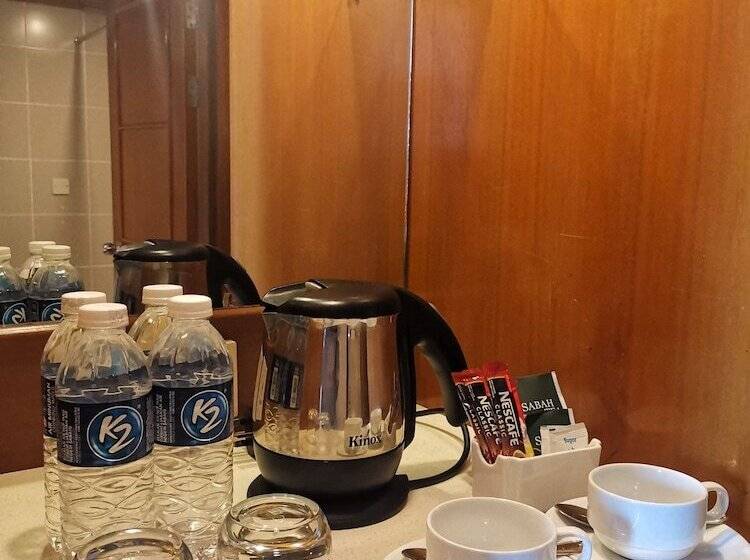 סוויטת ג'וניור, Sabah Oriental