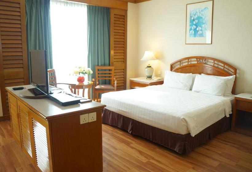 סוויטת ג'וניור, Sabah Oriental