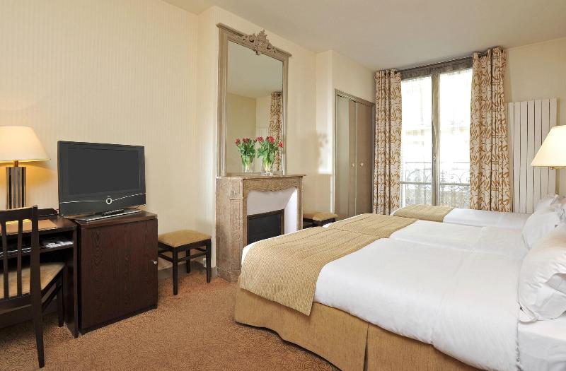 スタンダードトリプルルーム, Vaneau Saint Germain