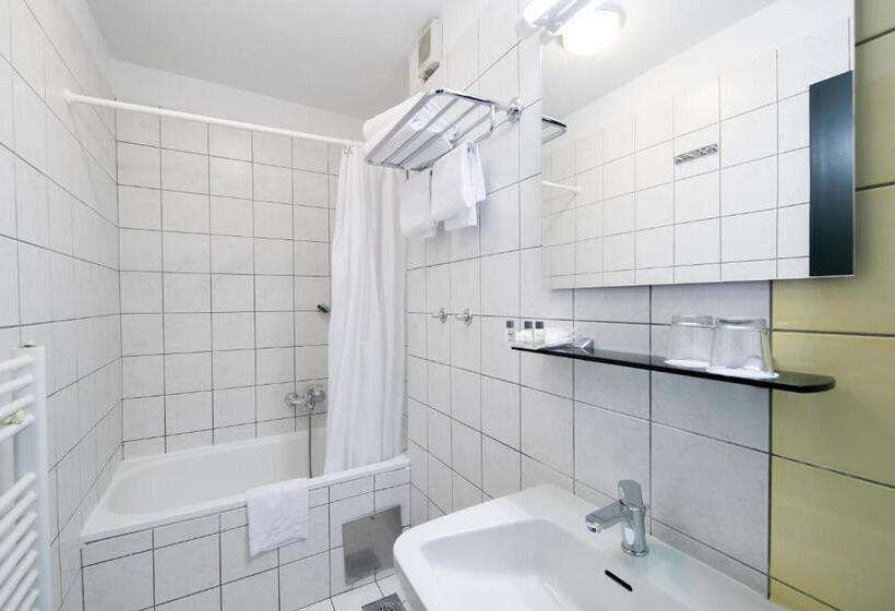 اتاق استاندارد, Vile Park