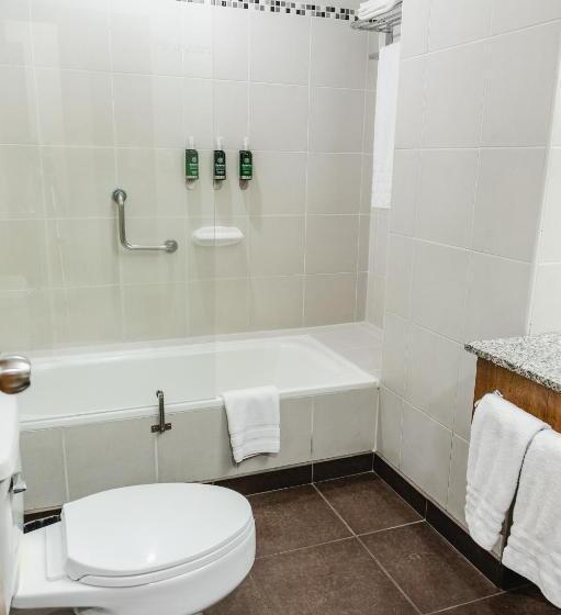 جناح, Wyndham Garden Guayaquil