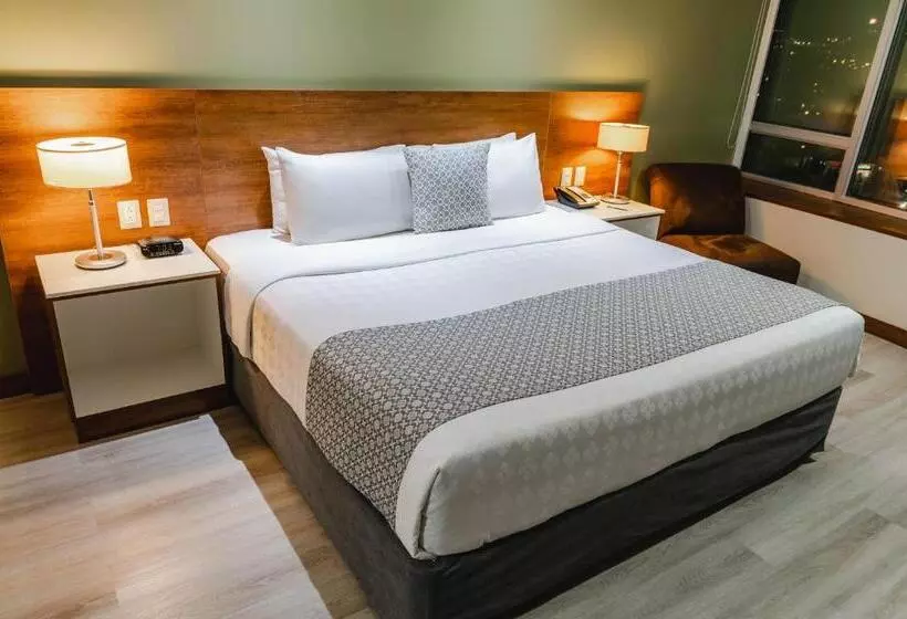 اتاق کلاس بیزنس, Wyndham Garden Guayaquil