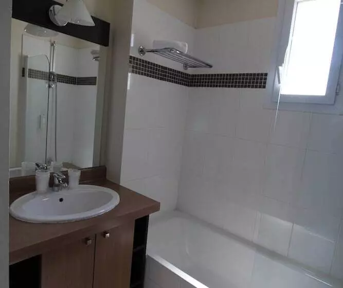Villa 3 Makuuhuonetta, Garden & City Aix En Provence Rousset