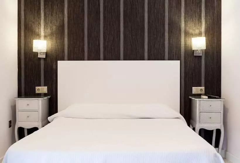 استودیوی استاندارد, Apartamentos Abril