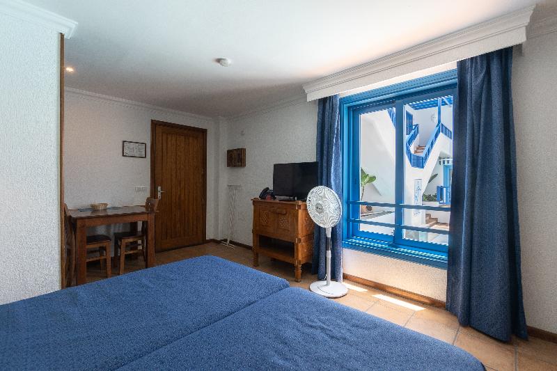 Студио Стандарт Вид на Бассейн, Apartamentos Agua Marina