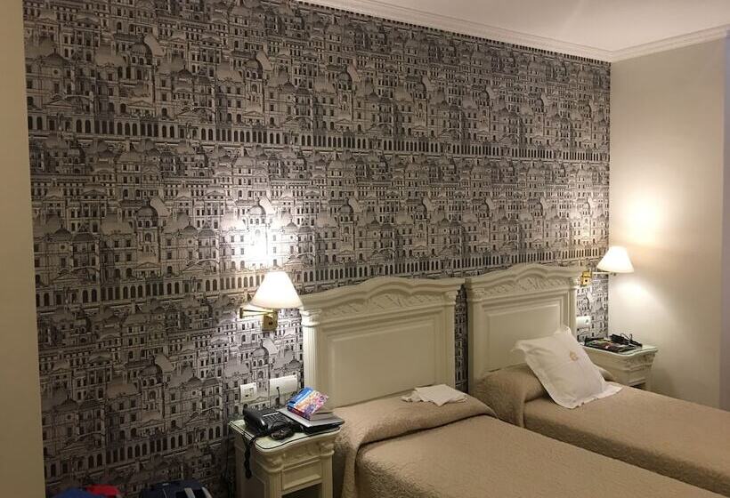 اتاق استاندارد, Adriano Boutique Sevilla