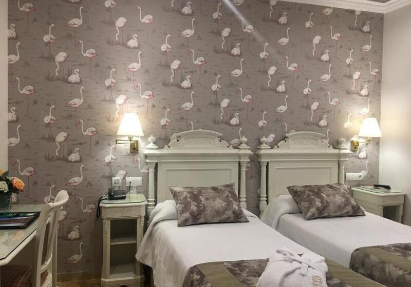 اتاق استاندارد, Adriano Boutique Sevilla