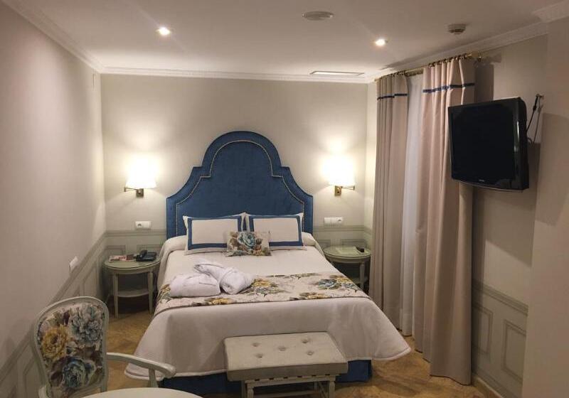 اتاق استاندارد یک نفره, Adriano Boutique Sevilla