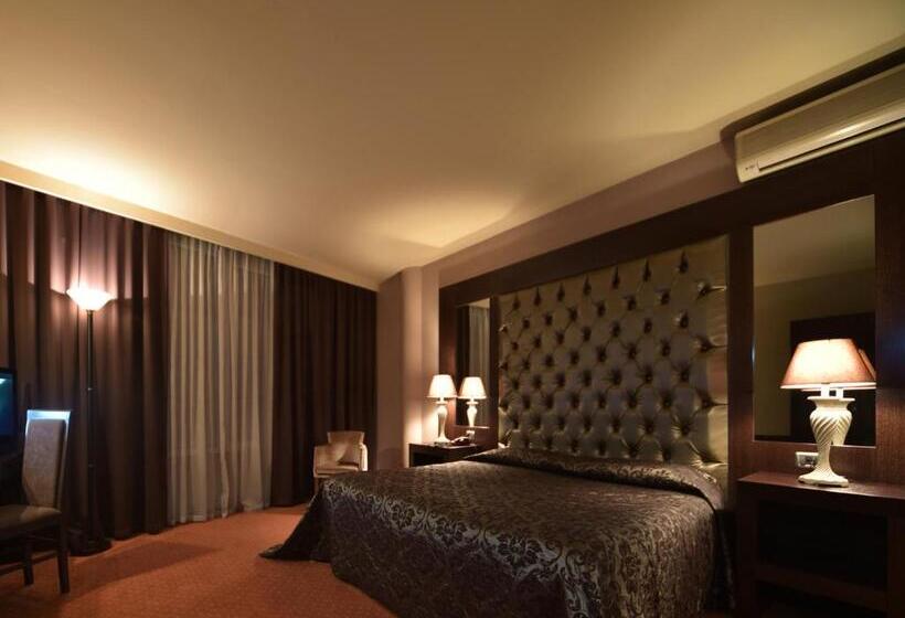 חדר סטנדרט, Doro City