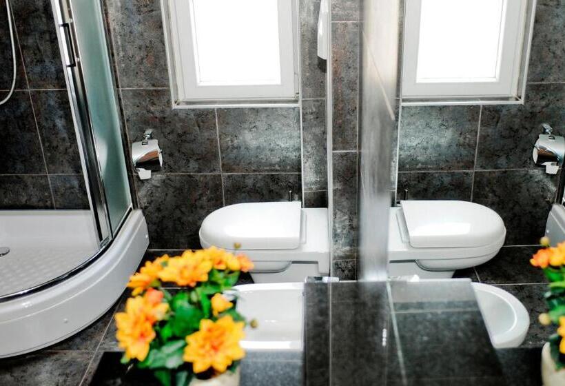 חדר סופריור, Doro City