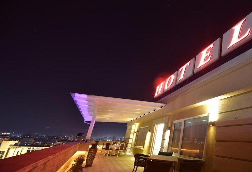디럭스 스위트, Doro City