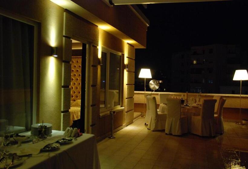 סוויטה דלוקס, Doro City