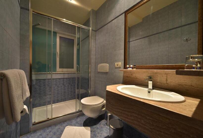 חדר סטנדרט יחיד, Doro City