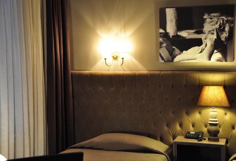 חדר סופריור יחיד, Doro City