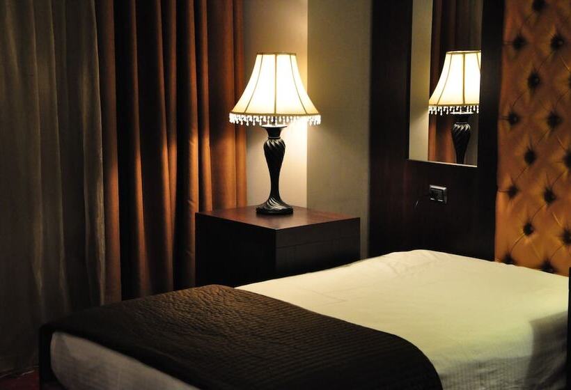 חדר סופריור יחיד, Doro City