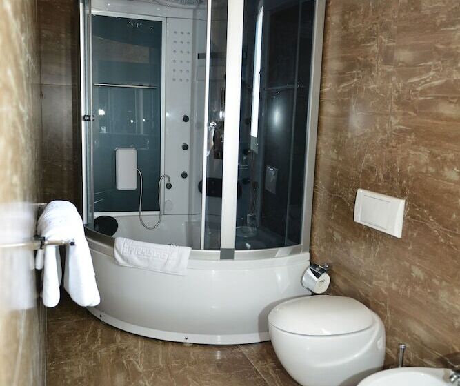 סוויטה דלוקס, Doro City