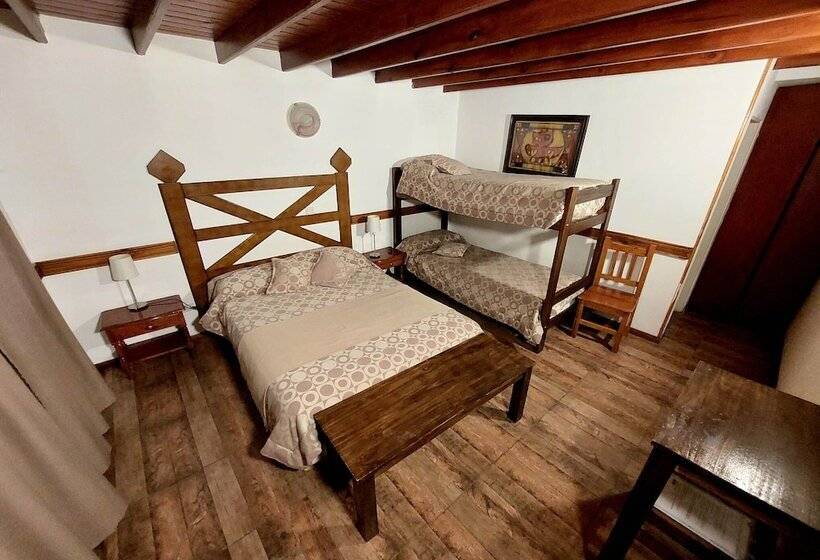 غرفة قياسية رباعية, Hostería Austral