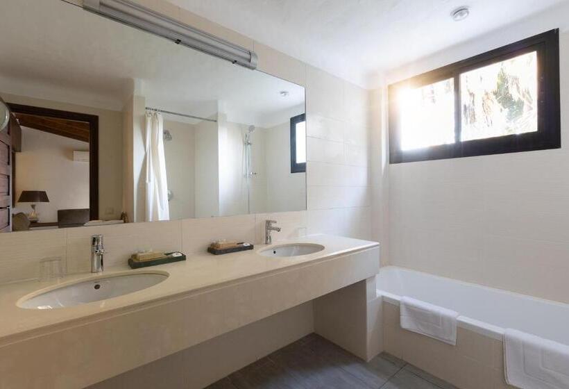 패밀리 스위트, Kabila