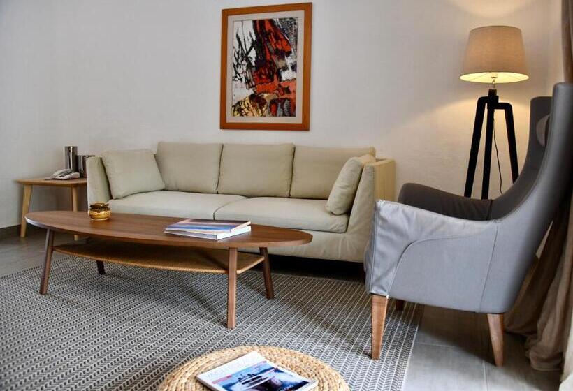 주니어 스위트, Kabila