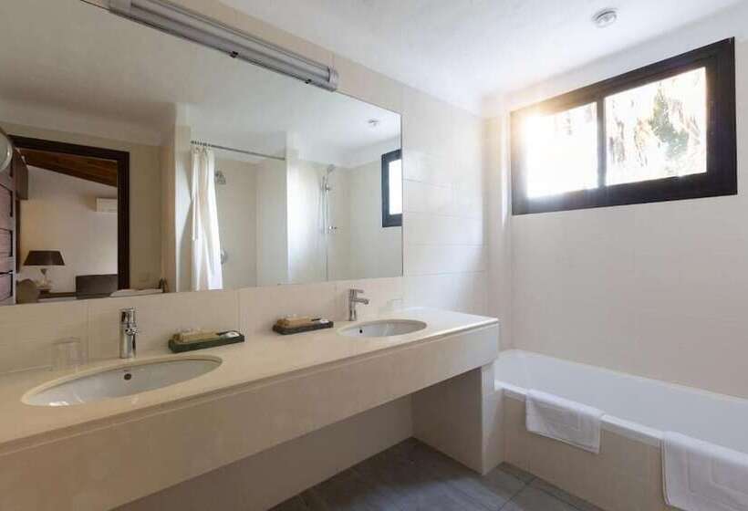 이그제큐티브 스위트, Kabila