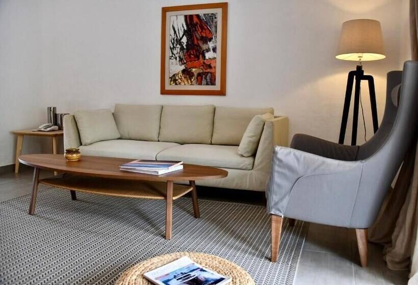 주니어 스위트, Kabila