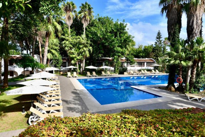 스탠다드 룸 풀장 전망, Kabila