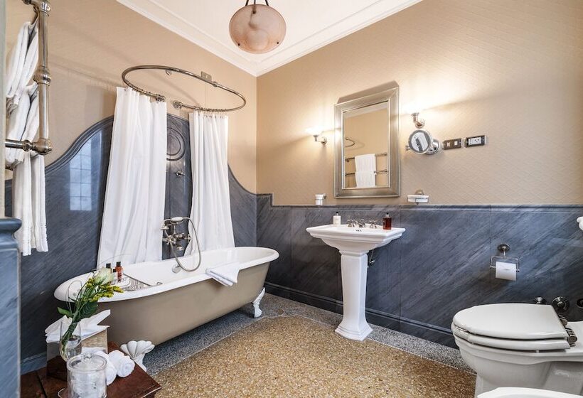 اتاق سوپریور, Locarno