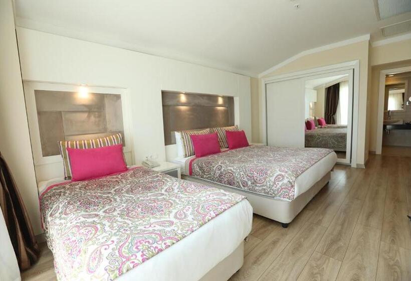 豪华房间带漩涡浴缸, Orange County Belek