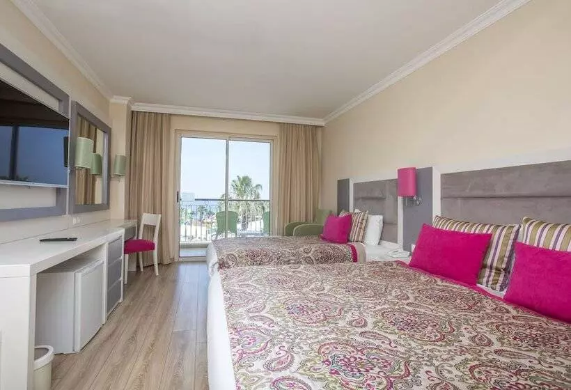 オーシャンビュースタンダードルーム, Orange County Belek