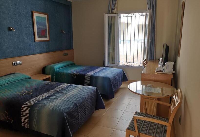 Номер Стандарт, Punta Del Cantal