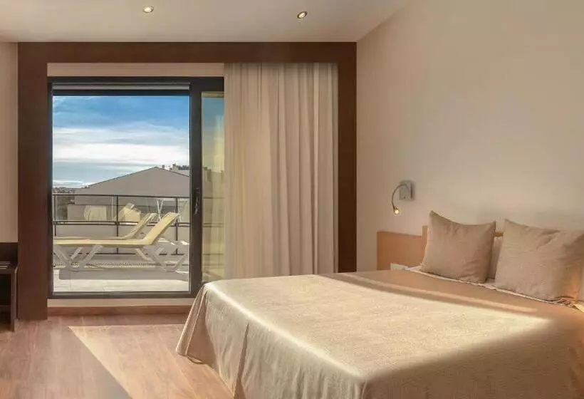 سوئیت جونیور با تراس, Rh Don Carlos & Spa