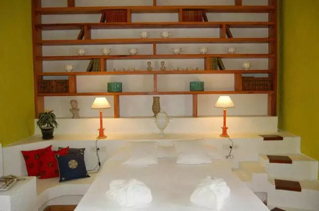 سوییت جونیور, Casa De Hilario