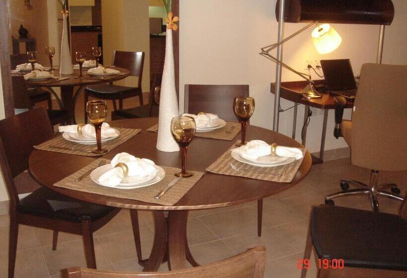 2 Bedroom Premium Apartment, Somerset Chancellor Court