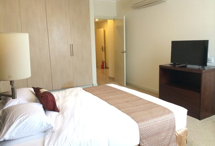 2 Bedroom Premium Apartment, Somerset Chancellor Court