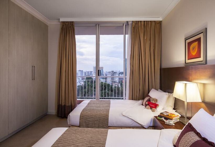 2 Bedroom Premium Apartment, Somerset Chancellor Court