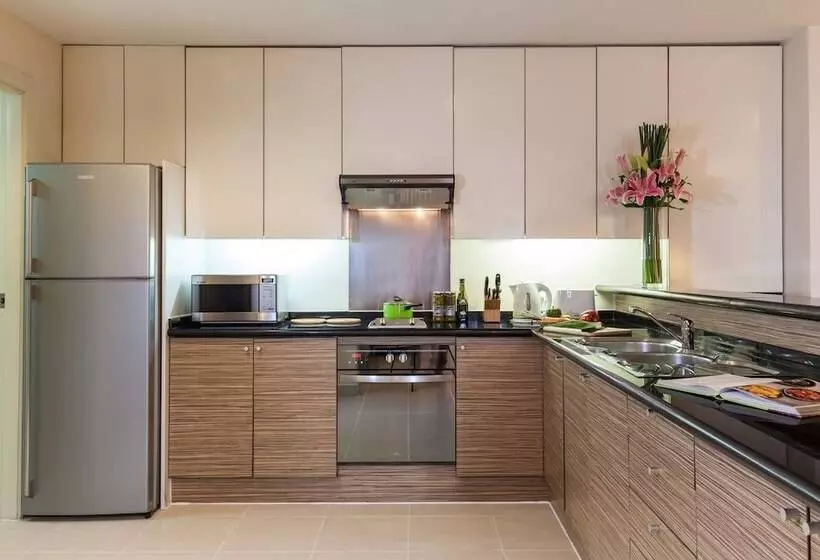 2 Bedroom Premium Apartment, Somerset Chancellor Court Ho Chi Minh City