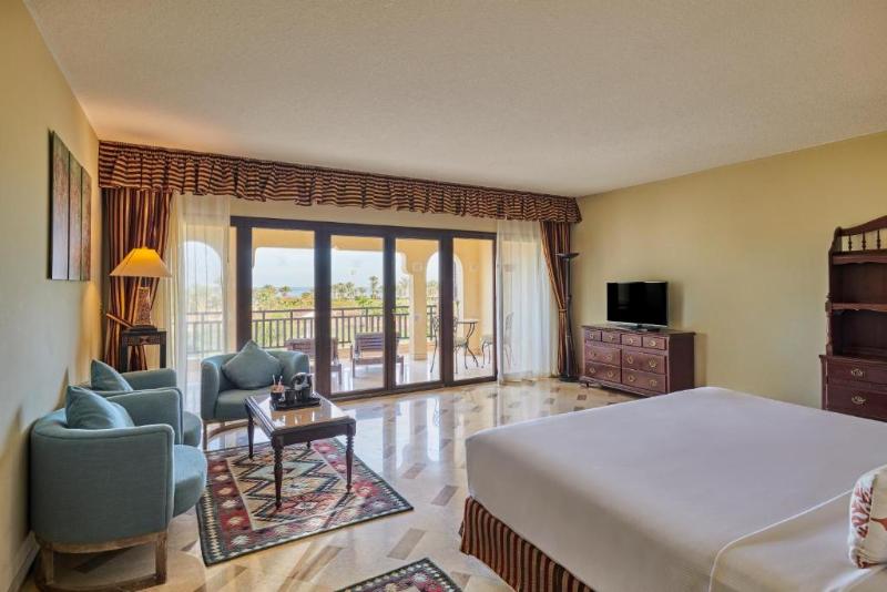 جناح جونيور, Steigenberger Aldau Beach