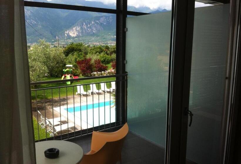 バルコニー付きスタンダードルーム, Park Hotel Il Vigneto