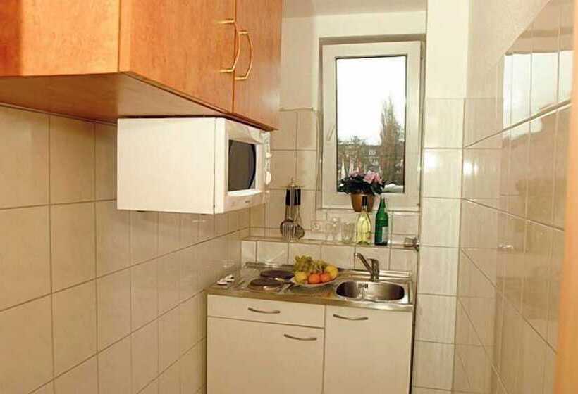 شقة غرفة واحدة, Am Kurfuerstenplatz   Messe